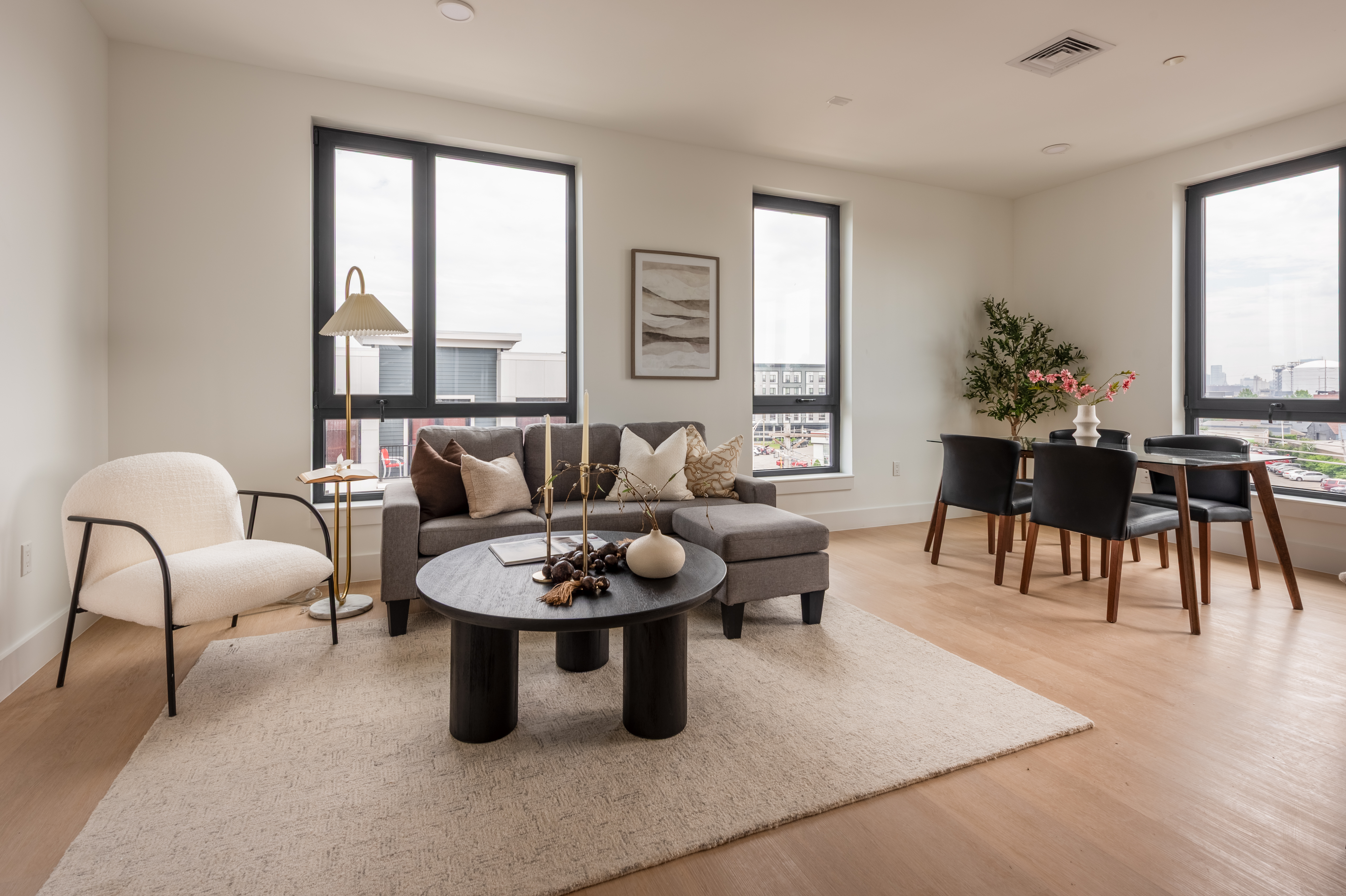 535 2nd St 15