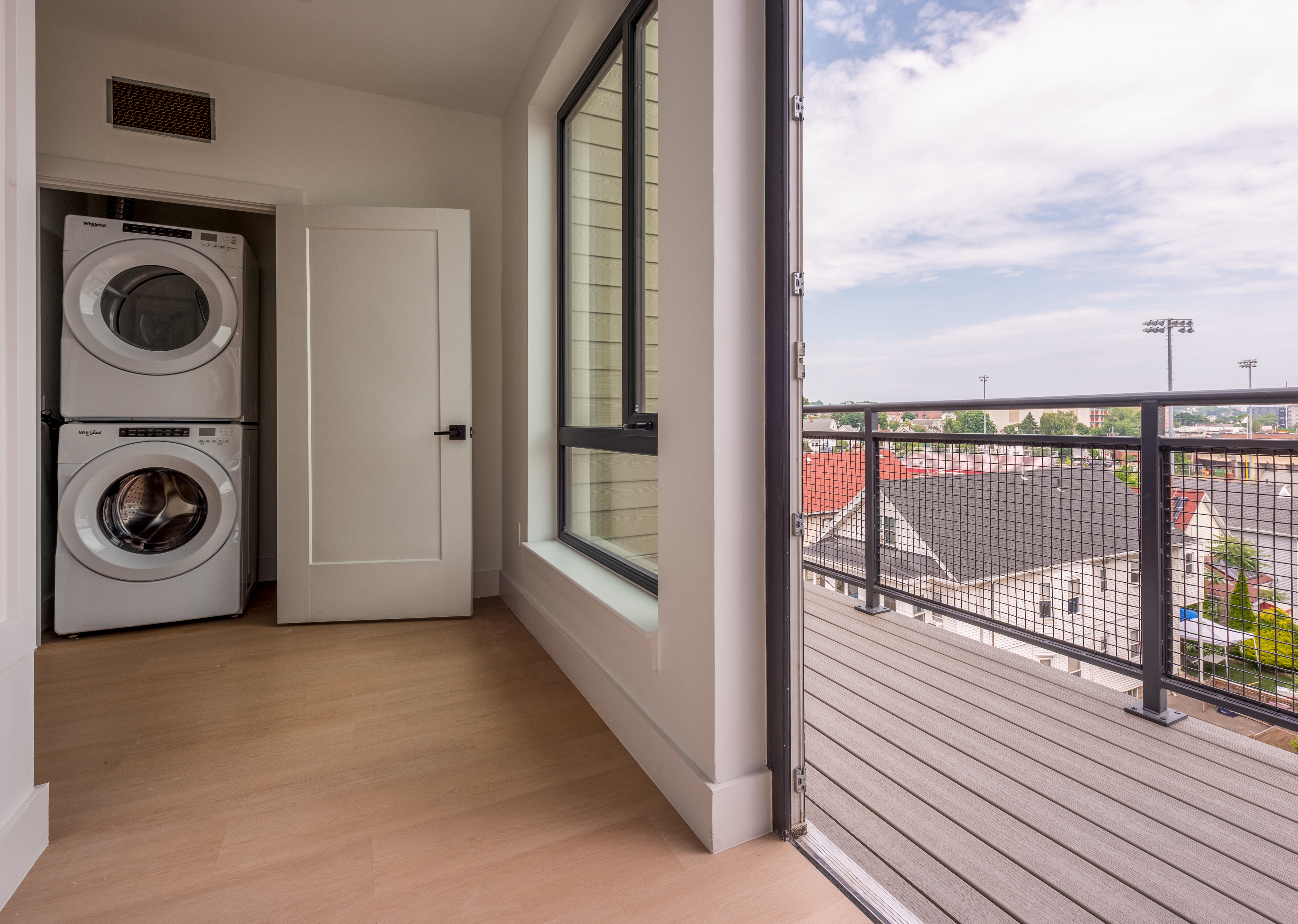 535 2nd St 8